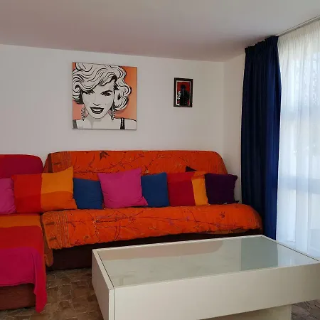 Maravillosa Vivienda Familiar Con Jacuzzi Y Sauna