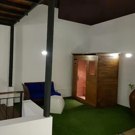 Maravillosa Vivienda Familiar Con Jacuzzi Y Sauna Сasa de vacaciones